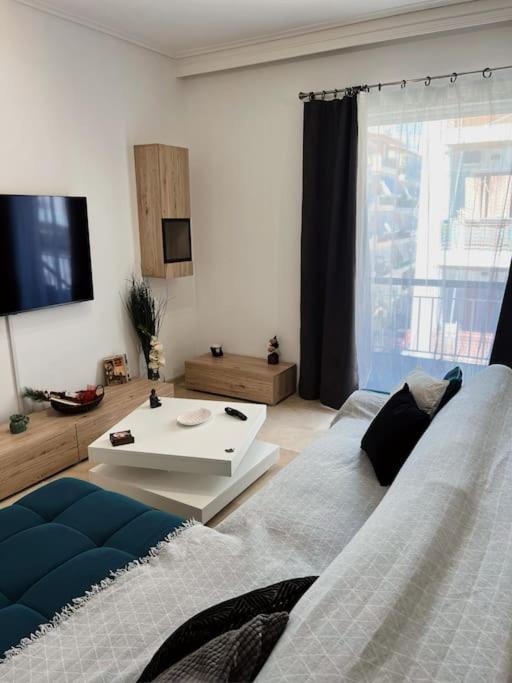 Minimal 3Br Apartment In Athens Exterior photo